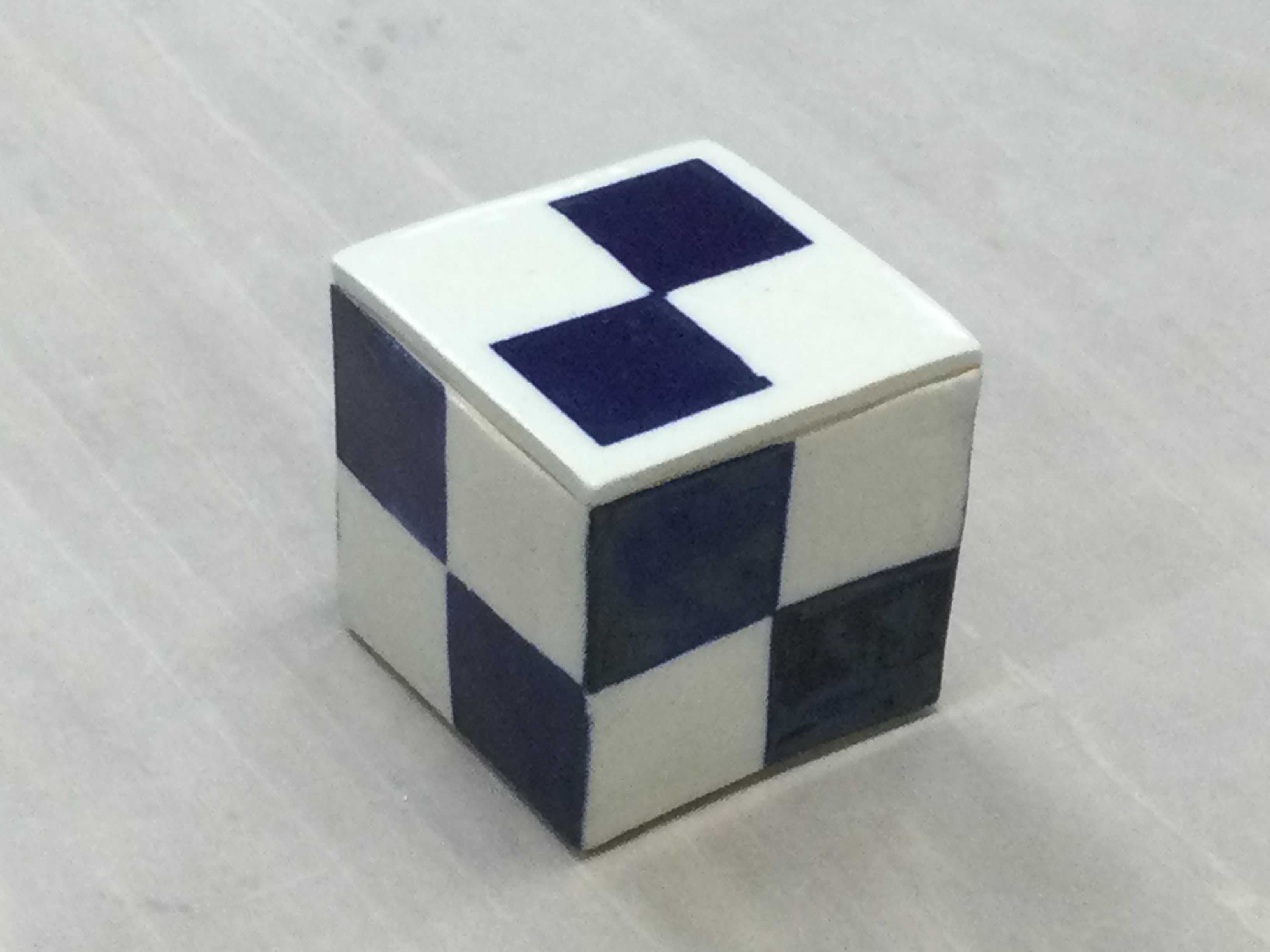 窯出しです(陶芸作品)