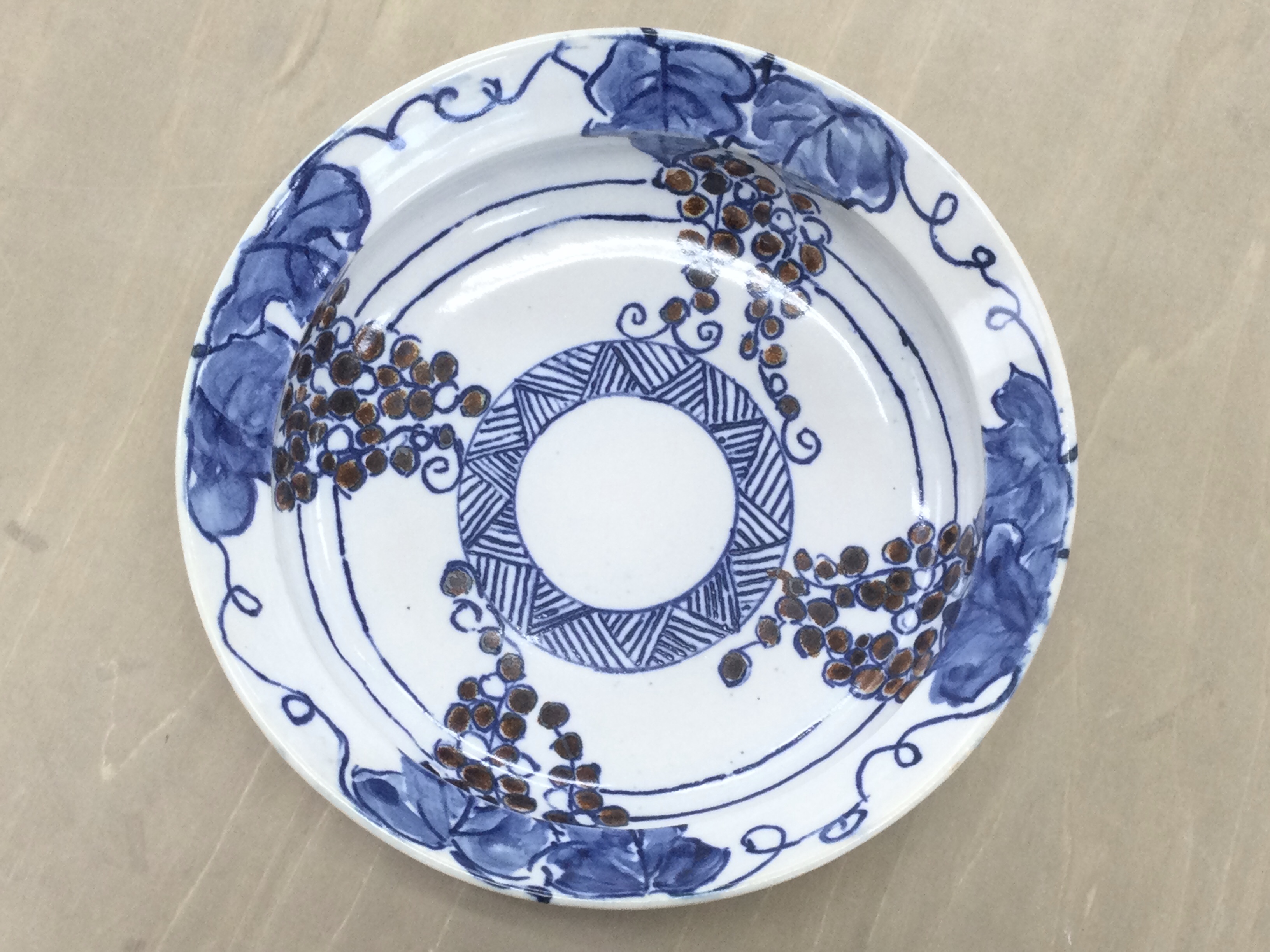 窯出しです(陶芸作品)