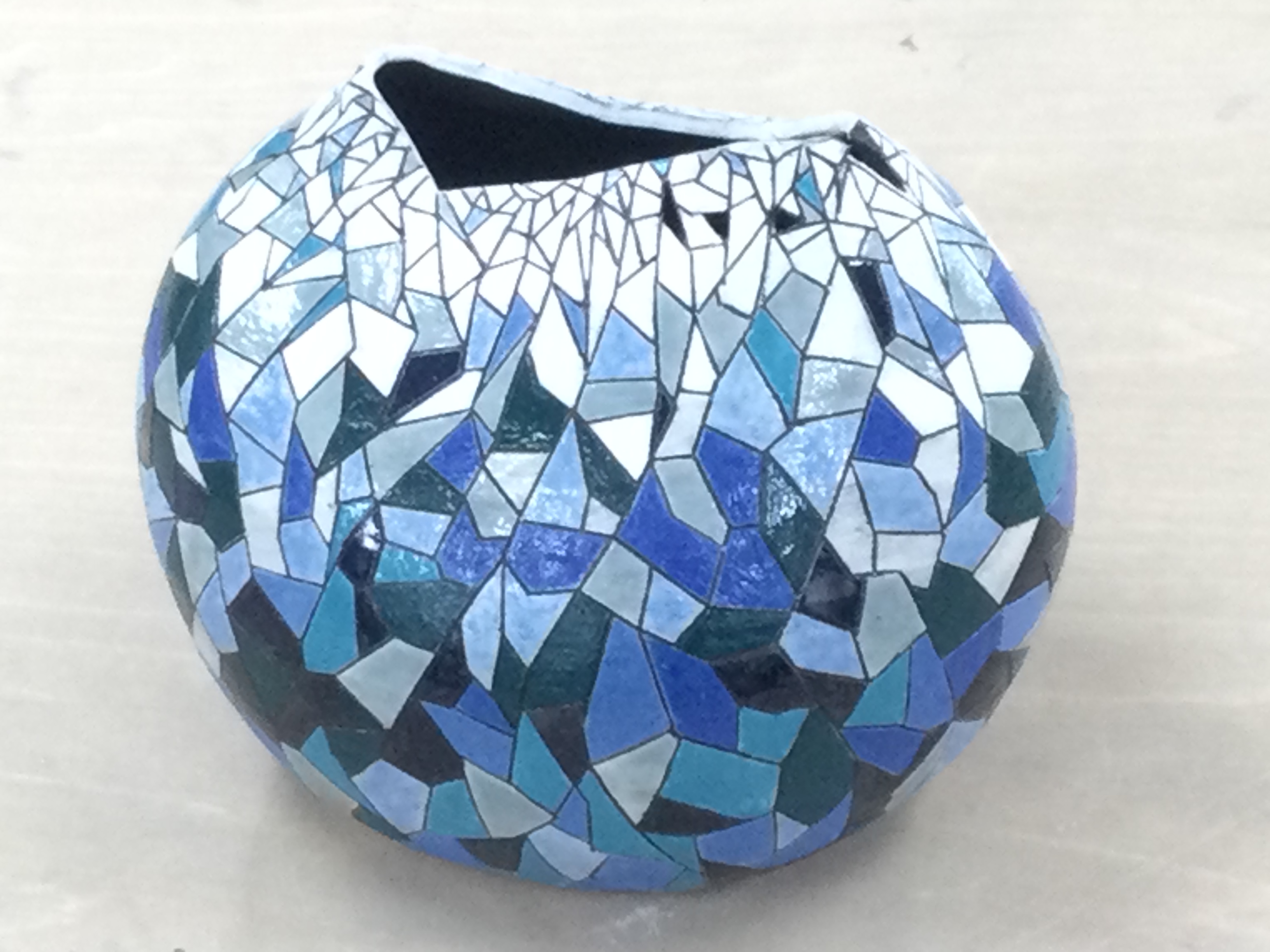 窯出しです(陶芸作品)
