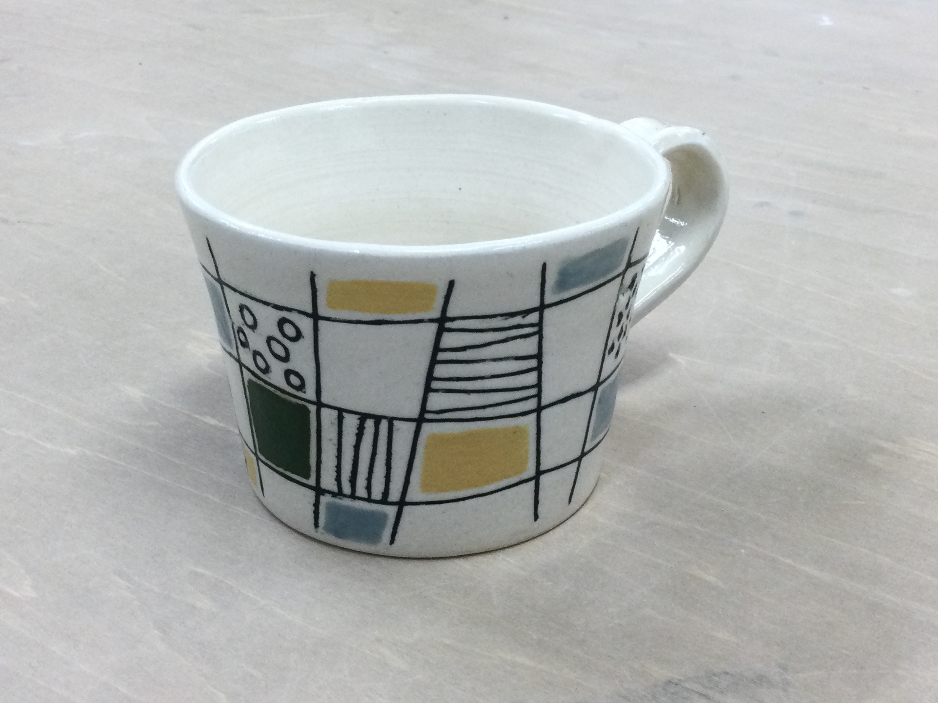 窯出しです(陶芸作品)